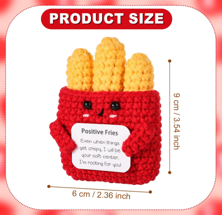 Crocheted fries toy with a red container, measurements, and text on a white background.