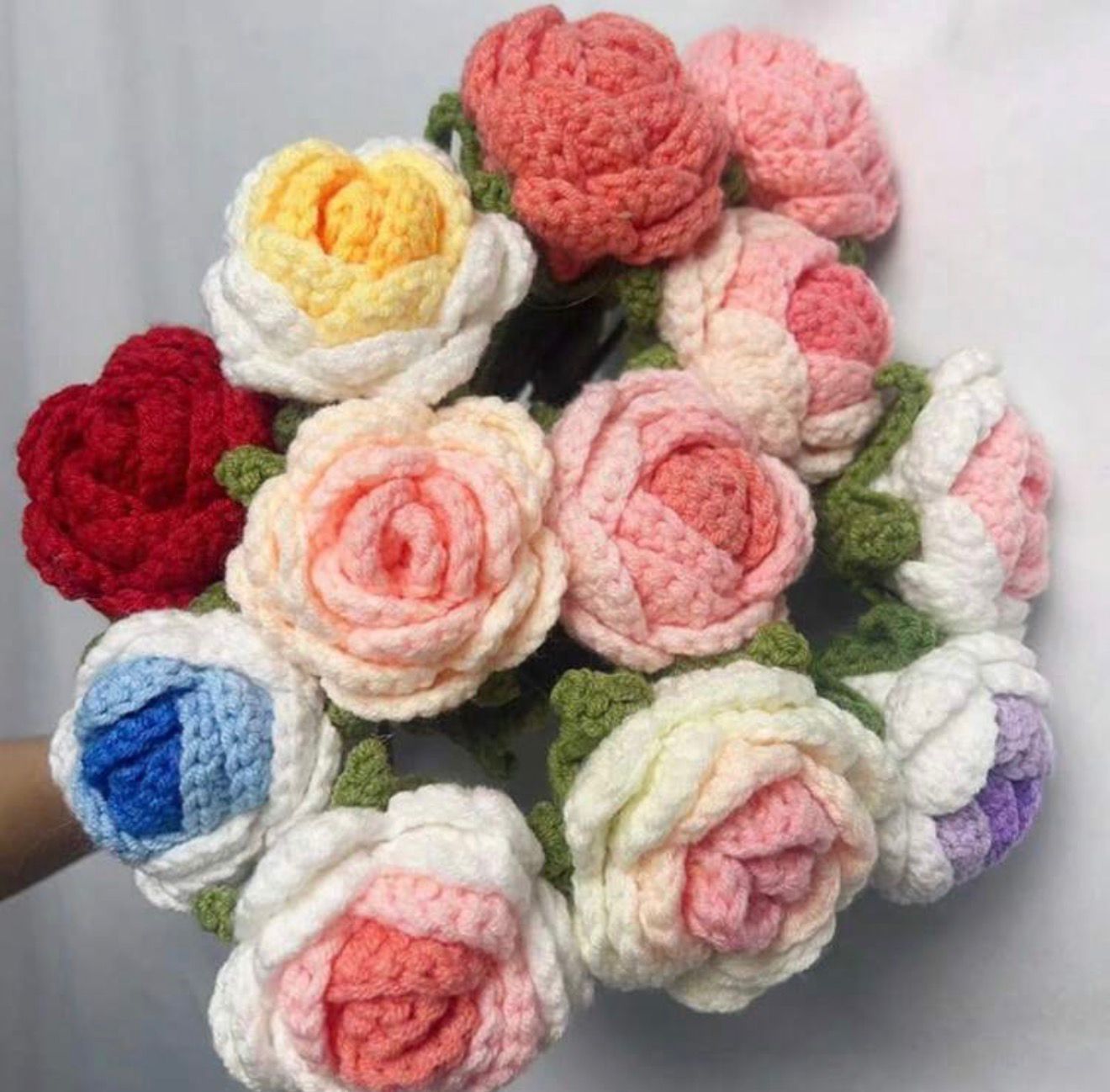 Handmade Crochet Flower Bouquet – Soft Pastel Yarn Roses